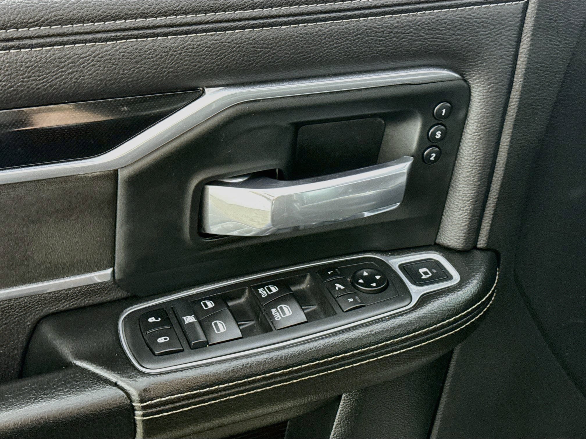 Used 2020 RAM 2500 Laramie AWD/4WD image 21