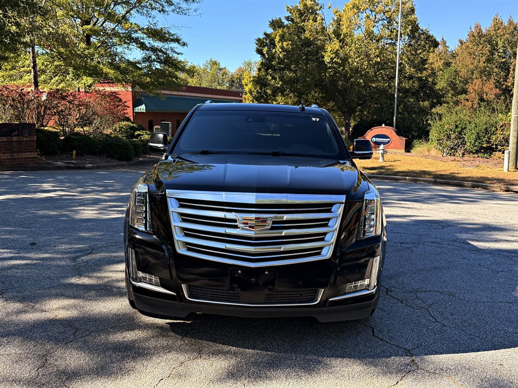 Used 2017 Cadillac Escalade Platinum AWD/4WD image 2