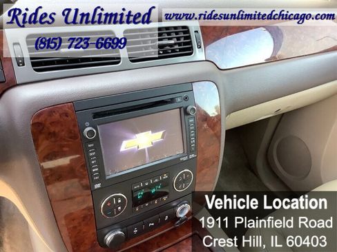 Used 2013 Chevrolet Suburban LTZ image 19