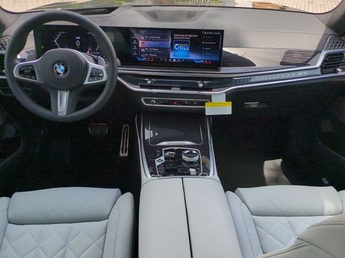 New 2027 BMW X7 xDrive40i w/ Executive Package AWD/4WD image 15