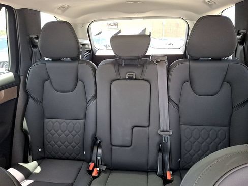 Used 2025 Volvo XC90 B6 Plus AWD/4WD image 5