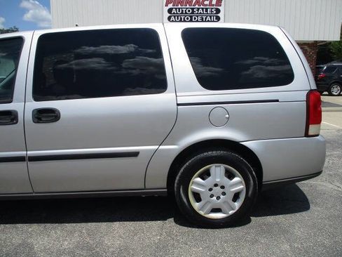 Used 2008 Chevrolet Uplander LS w/ Climate Package image 3