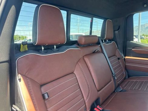 Used 2024 GMC Sierra 1500 Denali Ultimate AWD/4WD image 30
