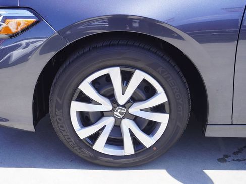 Used 2025 Honda Civic LX image 19