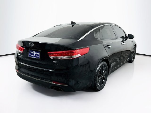 Used 2018 Kia Optima EX w/ Premium Package FWD image 9