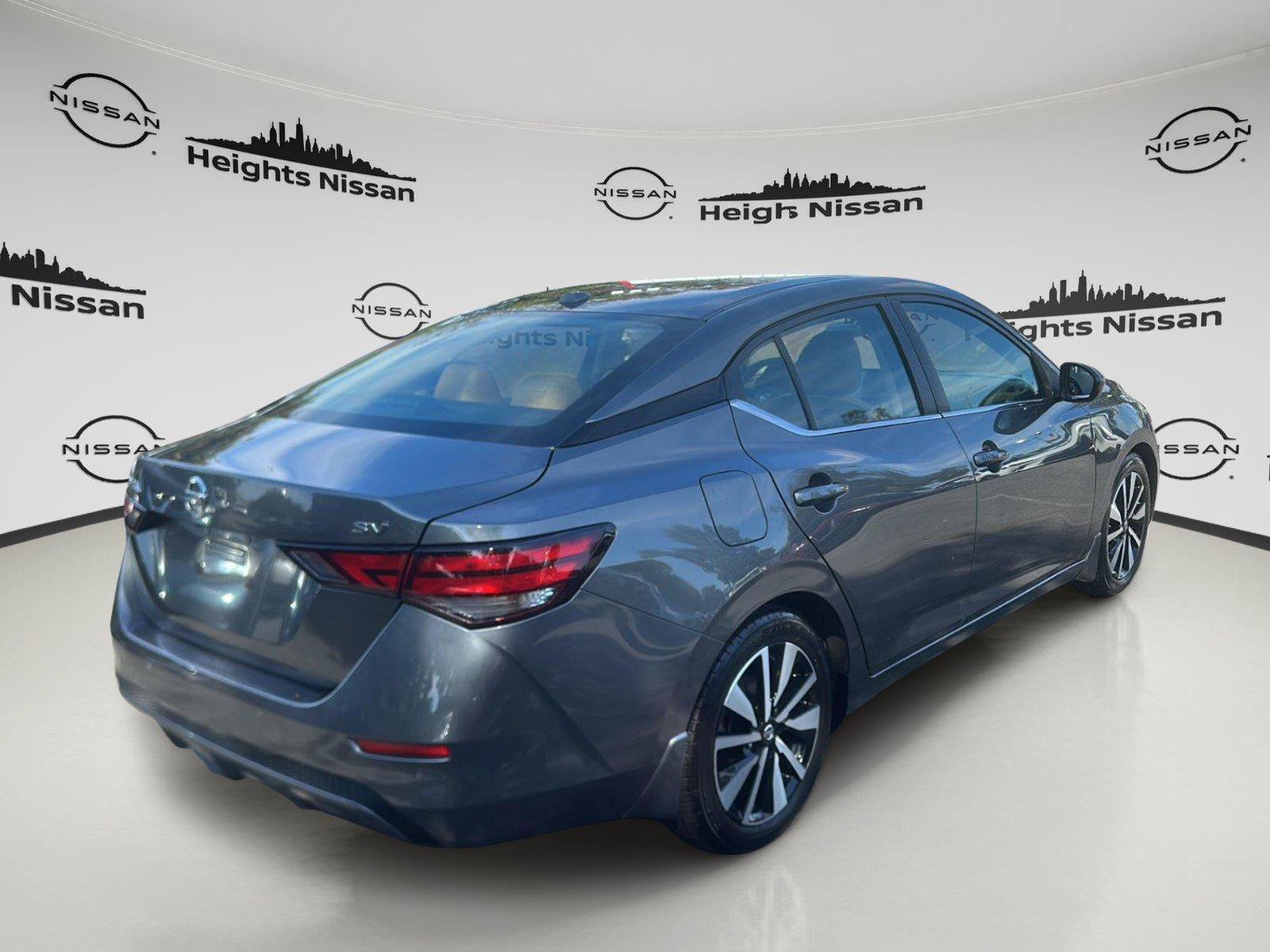 Used 2021 Nissan Sentra SV w/ SV Premium Package FWD image 5
