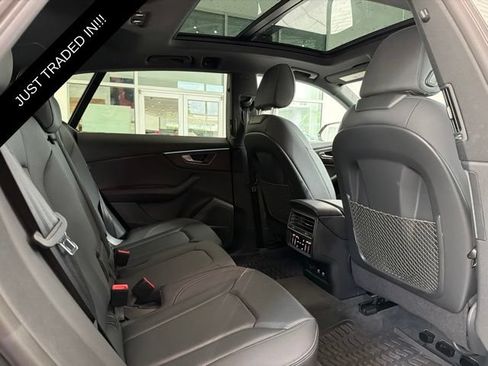 Used 2021 Audi Q8 Premium Plus AWD/4WD image 12