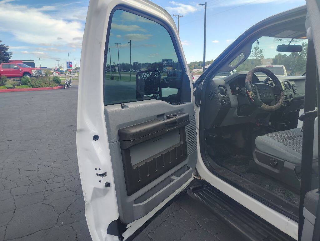 Used 2011 Ford F350 XL w/ PWR Equipment Group AWD/4WD image 10