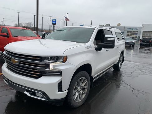 Used 2021 Chevrolet Silverado 1500 High Country image 2