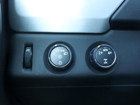 Used 2015 GMC Yukon XL SLT w/ Open Road Package image 16