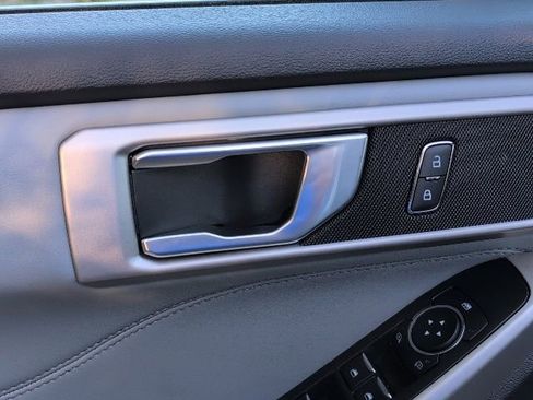 Used 2024 Ford Explorer XLT w/ Equipment Group 202A image 17