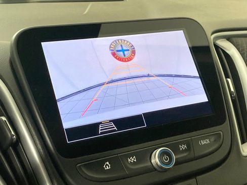 Used 2023 Chevrolet Malibu LT FWD image 5