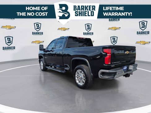 Used 2025 Chevrolet Silverado 2500 LTZ w/ LTZ Premium Package AWD/4WD image 6