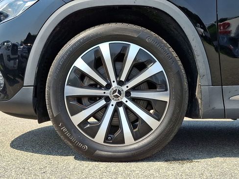Used 2023 Mercedes-Benz GLA 250 4MATIC image 9