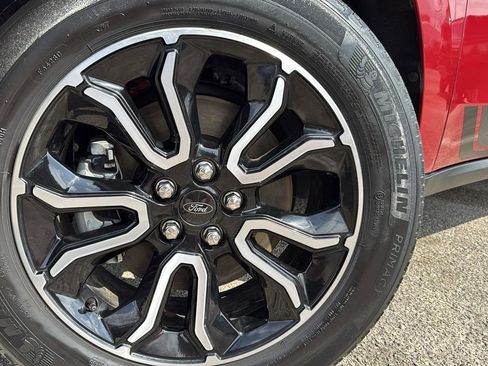 Certified 2022 Ford Maverick Lariat w/ Lariat Luxury Package image 9