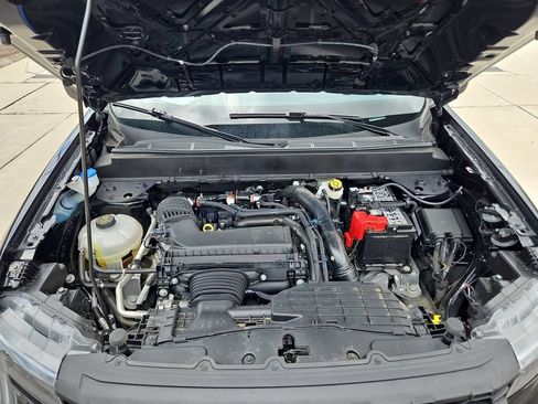 Used 2025 Ford Maverick Tremor AWD/4WD image 37