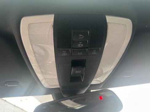 Used 2011 Mercedes-Benz C 300 4MATIC Sedan w/ Multimedia Pkg image 17