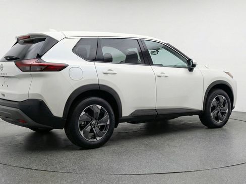 Used 2025 Nissan Rogue SV AWD/4WD image 9