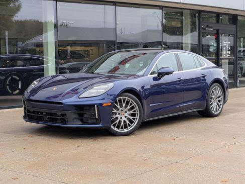 New 2026 Porsche Panamera image 1