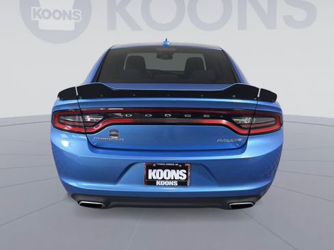 Used 2015 Dodge Charger SXT image 5