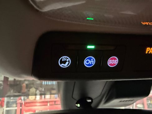 Used 2022 Chevrolet TrailBlazer LS FWD image 31