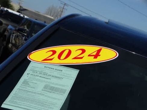 Used 2024 Toyota Tundra Platinum image 6