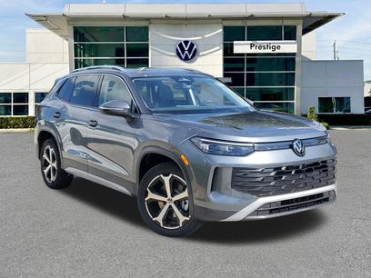 New 2025 Volkswagen Tiguan SE