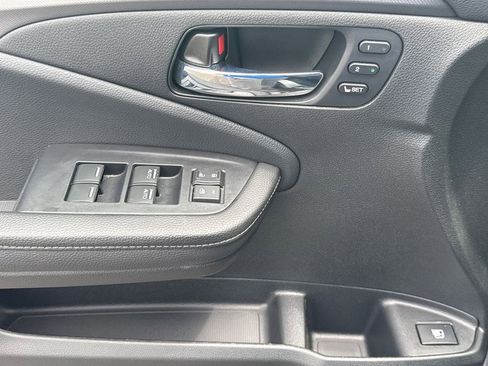 Certified 2024 Honda Ridgeline RTL image 23