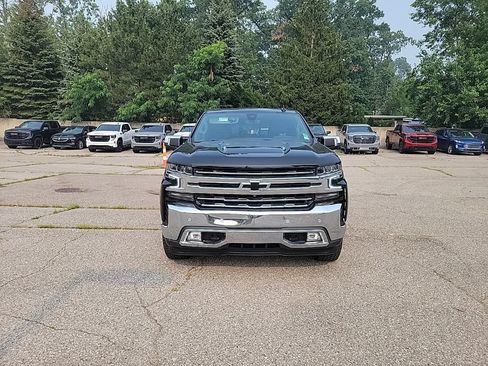 Used 2021 Chevrolet Silverado 1500 LTZ w/ Technology Package AWD/4WD image 3