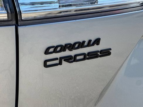 Certified 2025 Toyota Corolla Cross AWD Hybrid image 26