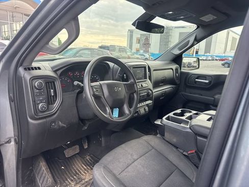 Used 2021 Chevrolet Silverado 1500 Custom Trail Boss AWD/4WD image 14