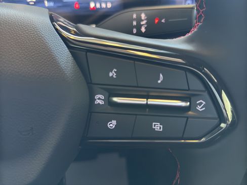 New 2026 Chevrolet Equinox EV RS image 28