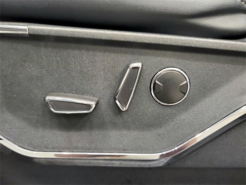 Used 2023 Ford F150 Lariat w/ Equipment Group 502A High image 31