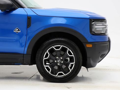 Used 2025 Ford Bronco Sport Outer Banks w/ Outer Banks Tech Package+ AWD/4WD image 4