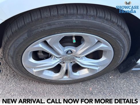 Used 2023 Honda Accord LX image 8