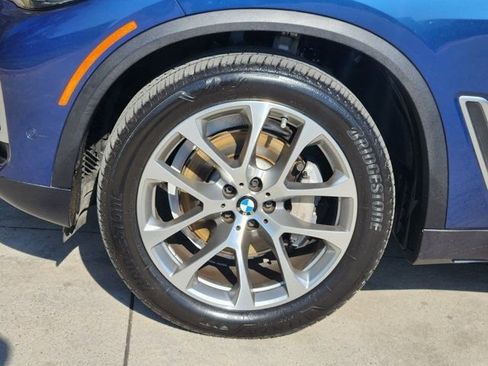 Used 2023 BMW X5 sDrive40i w/ Premium Package image 18