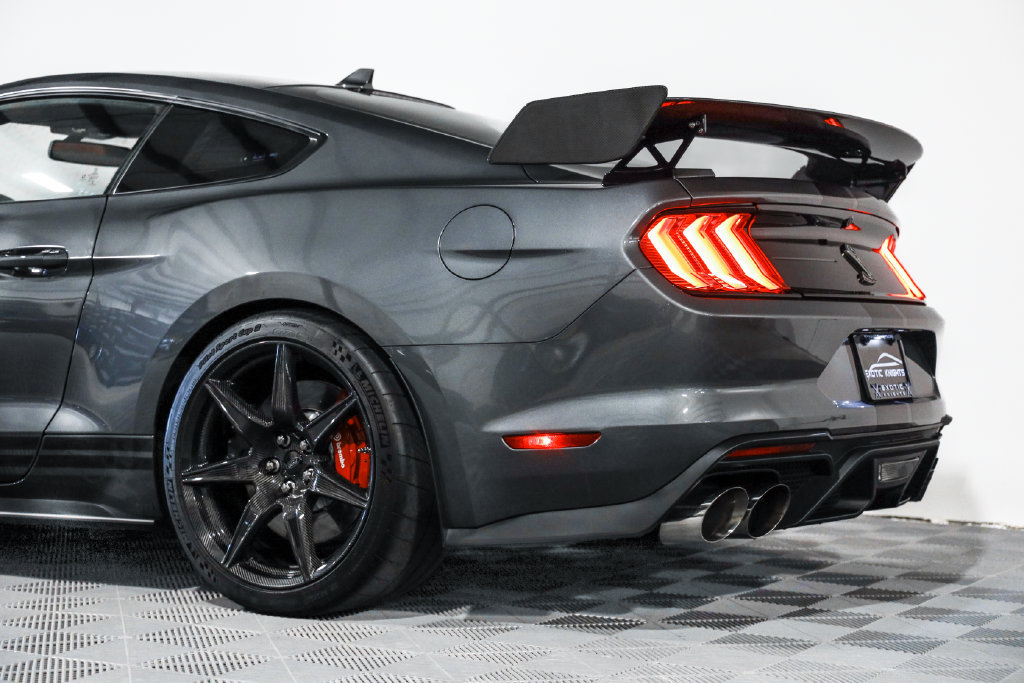 Used 2022 Ford Mustang Shelby GT500 w/ Carbon Fiber Track Pack RWD image 26