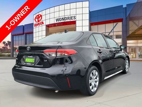 Used 2024 Toyota Corolla LE FWD image 6