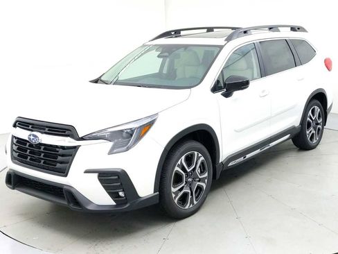 New 2025 Subaru Ascent Limited image 4