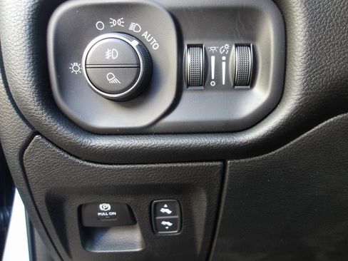 New 2026 RAM 1500 Big Horn image 16