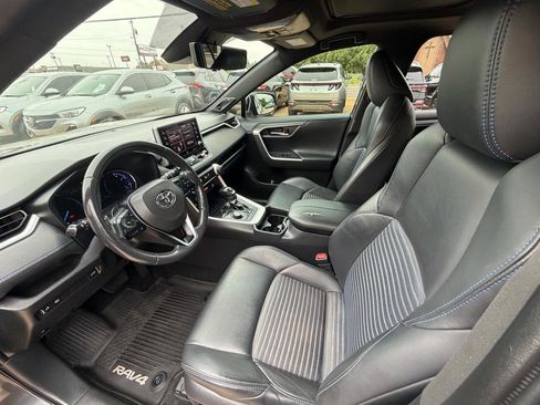 Used 2020 Toyota RAV4 XSE AWD/4WD image 12