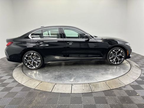 New 2026 BMW 330i xDrive 330i NA xDrive w/ Convenience Package image 17