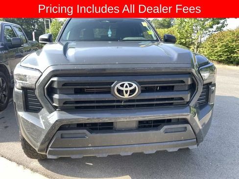 Used 2024 Toyota Tacoma SR AWD/4WD image 11