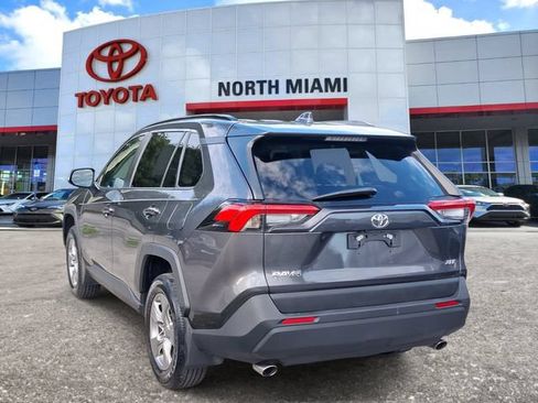 Used 2024 Toyota RAV4 XLE w/ Convenience Package FWD image 3