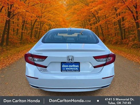Used 2018 Honda Accord EX image 5