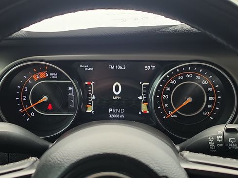 Used 2021 Jeep Wrangler Unlimited Sport AWD/4WD image 26