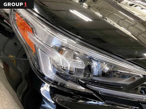 Used 2024 Subaru Legacy AWD/4WD image 27