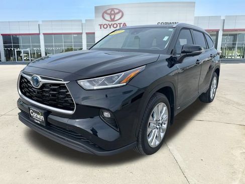 Used 2023 Toyota Highlander Limited AWD/4WD image 7