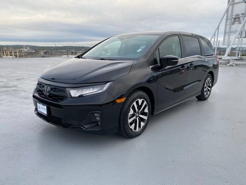 Used 2025 Honda Odyssey EX-L image 4