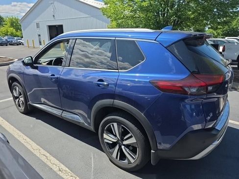 Certified 2023 Nissan Rogue Platinum w/ Platinum Premium Package AWD/4WD image 3
